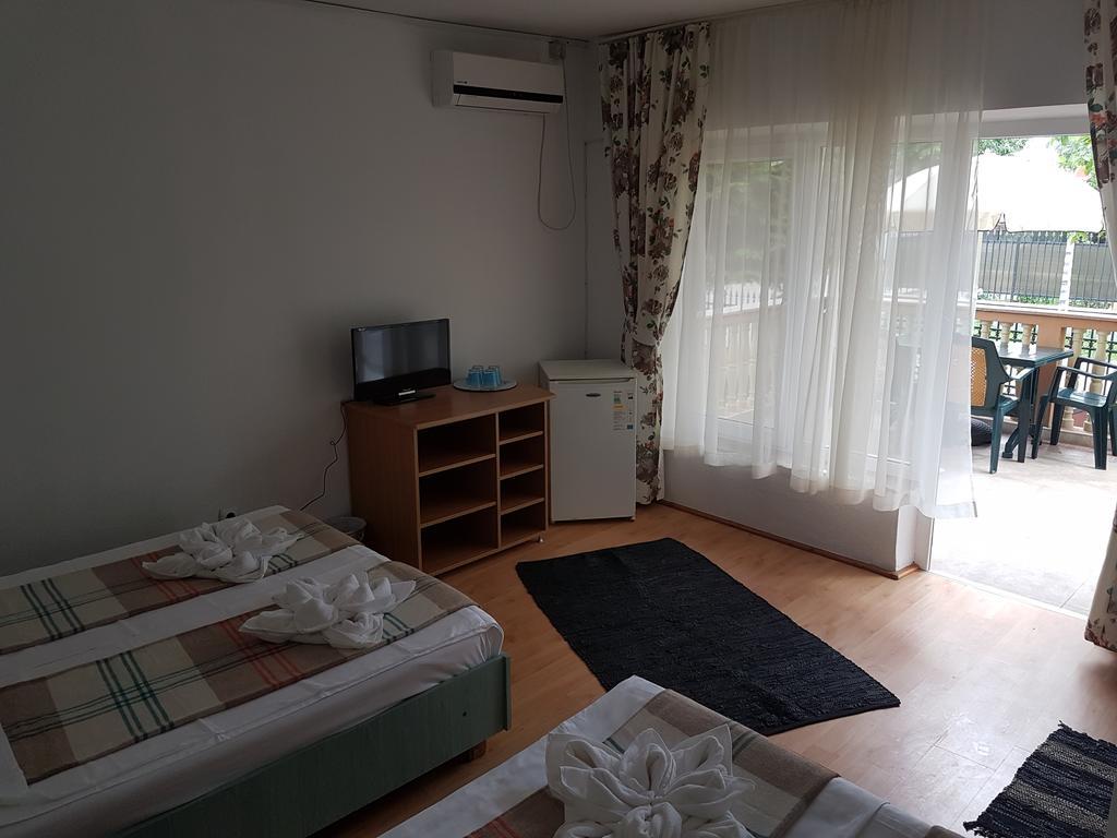 Pensiunea Casa Johnelly Costinesti Luaran gambar