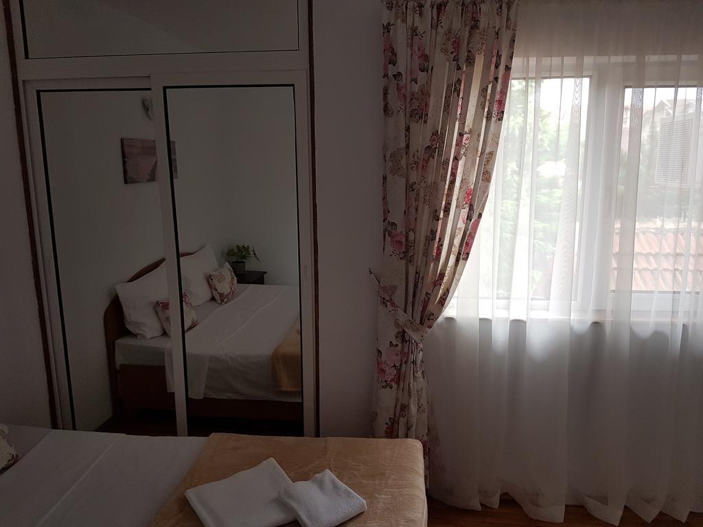 Pensiunea Casa Johnelly Costinesti Luaran gambar
