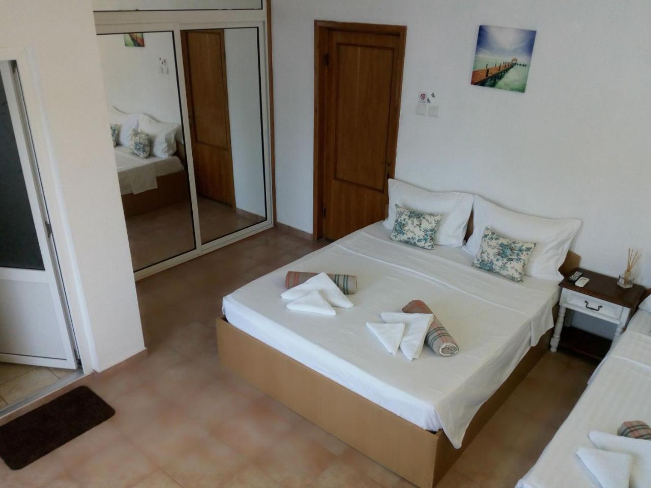 Pensiunea Casa Johnelly Costinesti Luaran gambar